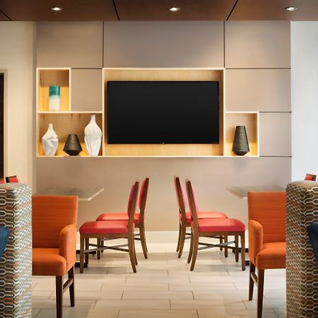 Holiday Inn Express & Suites - Middletown By Ihg Экстерьер фото